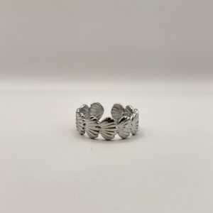 Ring met schelpjes